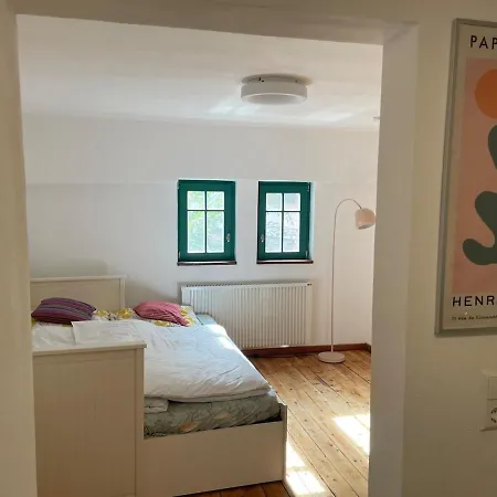 Lage In Apartament *